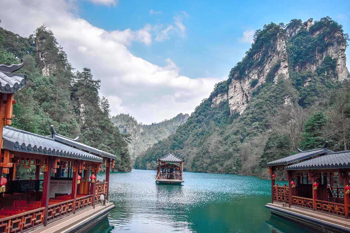 Tour Trung Quốc - Trương Gia Giới - Phượng Hoàng Cổ Trấn